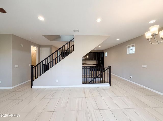 779 W WINCHESTER Drive, Chandler, AZ 85286