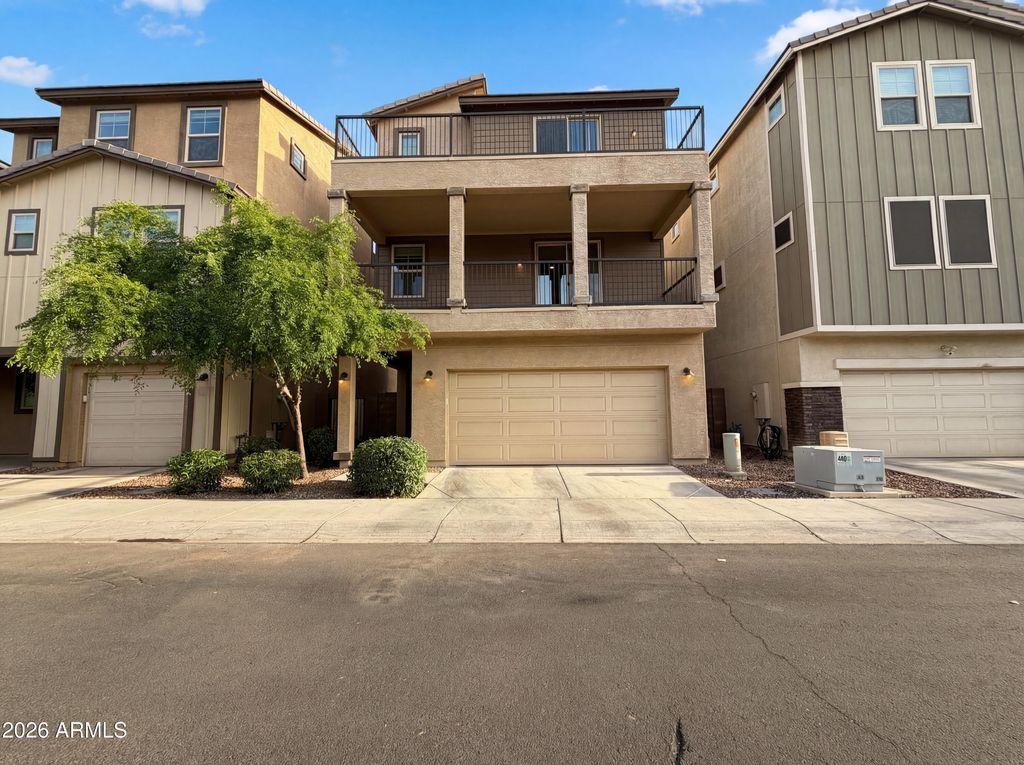 779 W WINCHESTER Drive, Chandler, AZ 85286