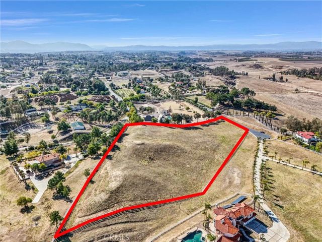 36335 Via Burgandy, Temecula, CA 92592