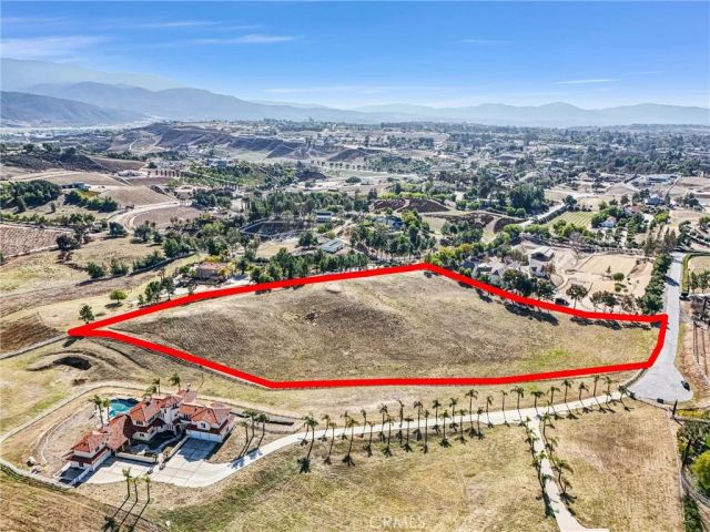 36335 Via Burgandy, Temecula, CA 92592