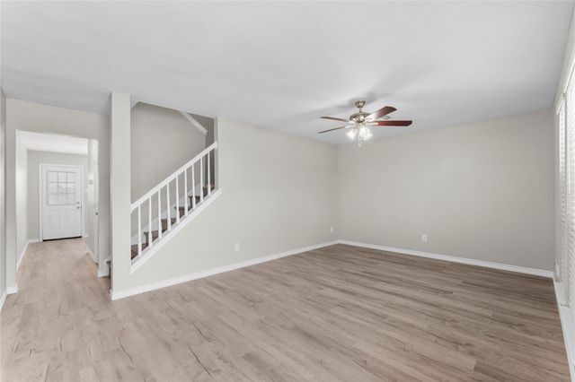 128 Green Isle Avenue, Dickinson, TX 77539