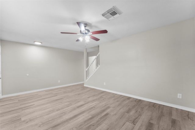 128 Green Isle Avenue, Dickinson, TX 77539