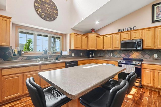 321 4th Street, Brooklyn, WI 53521