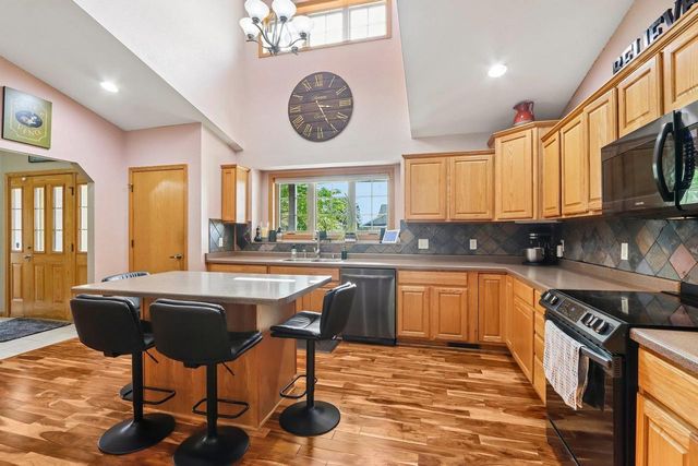 321 4th Street, Brooklyn, WI 53521