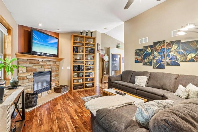 321 4th Street, Brooklyn, WI 53521