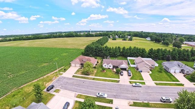 321 4th Street, Brooklyn, WI 53521
