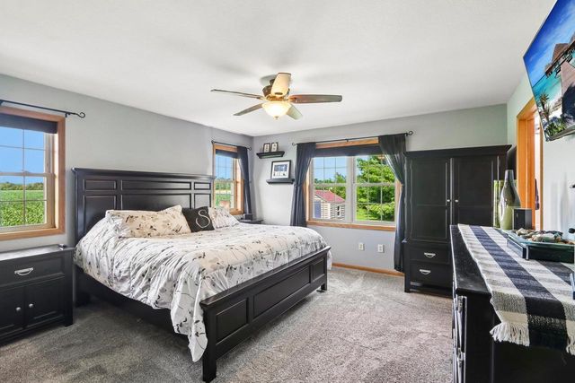 321 4th Street, Brooklyn, WI 53521