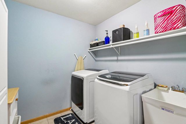 321 4th Street, Brooklyn, WI 53521