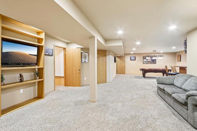 321 4th Street, Brooklyn, WI 53521