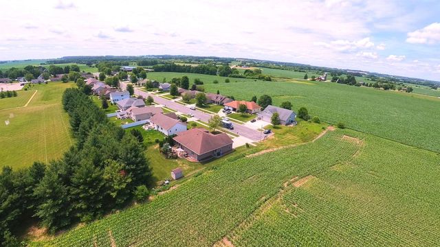 321 4th Street, Brooklyn, WI 53521