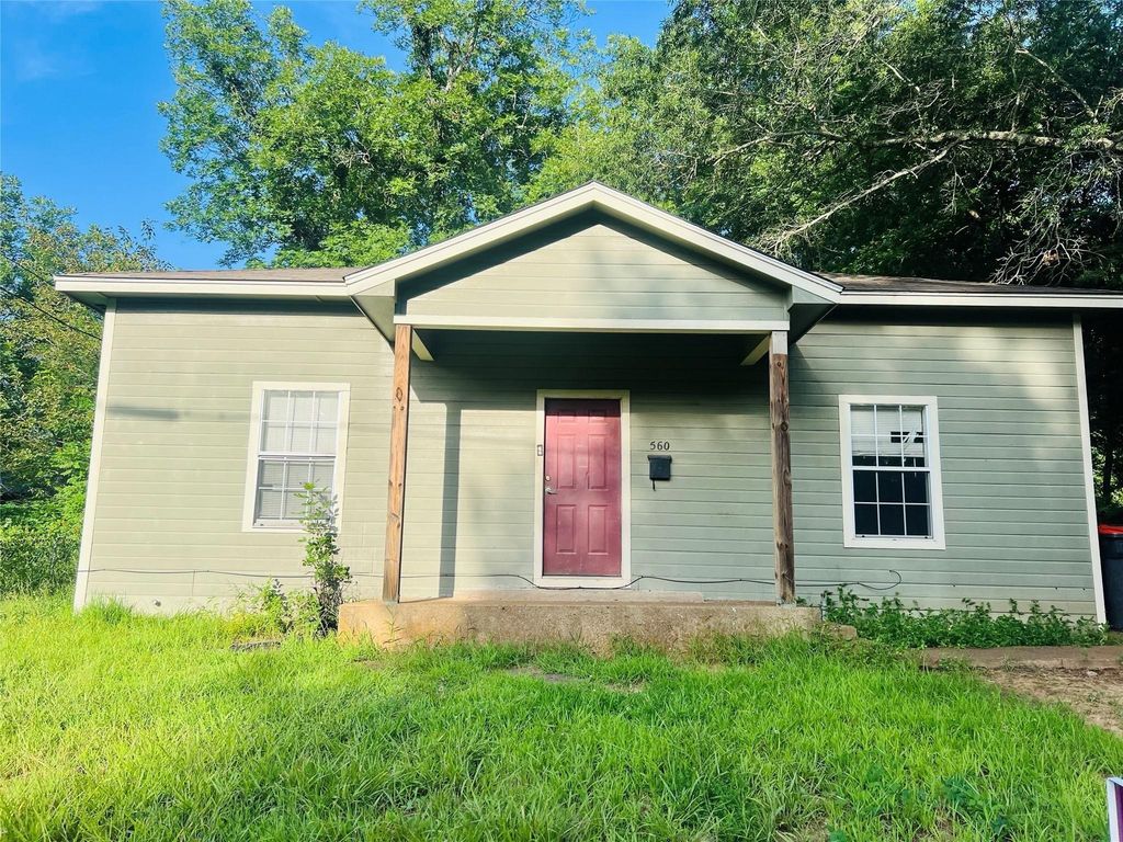 560 NW 6TH, Paris, TX 75460