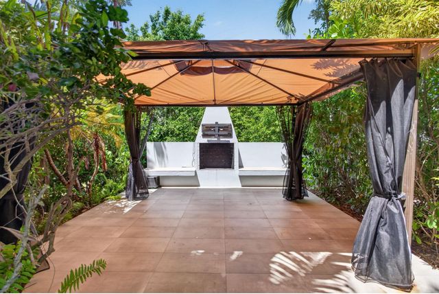 2614 NE 15th Street, Fort Lauderdale, FL 33304