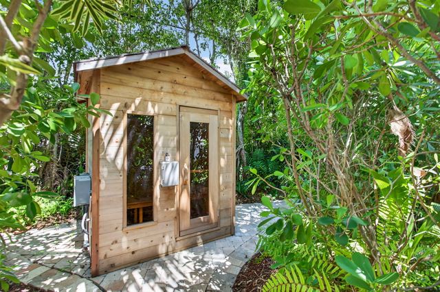 2614 NE 15th Street, Fort Lauderdale, FL 33304