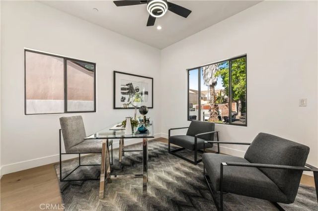 1170 S Lucerne, Los Angeles, CA 90019