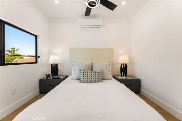 1170 S Lucerne, Los Angeles, CA 90019