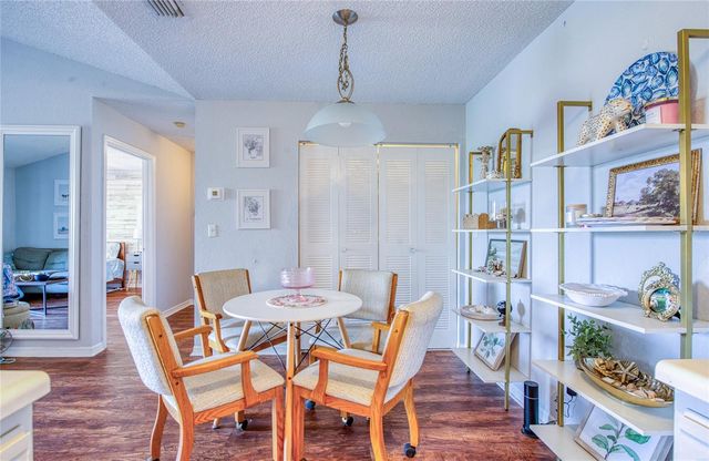 10263 GANDY BOULEVARD N 2110, St Petersburg, FL 33702