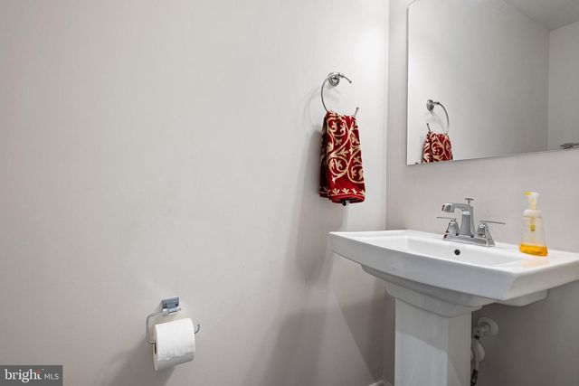 235 FELIX DR, Newark, DE 19713