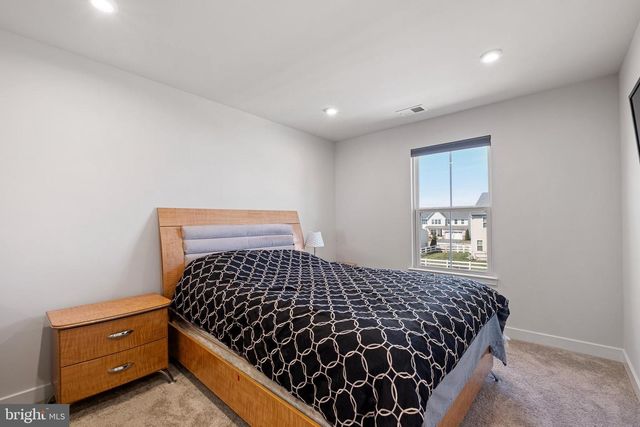 235 FELIX DR, Newark, DE 19713