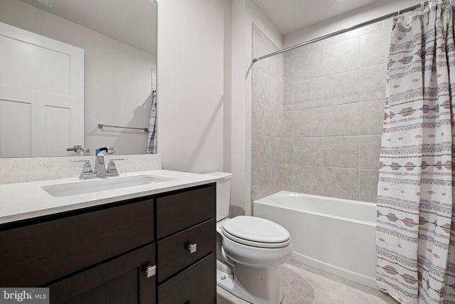 235 FELIX DR, Newark, DE 19713