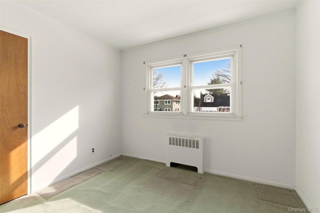 3 Bayberry Drive, Plainview, NY 11803