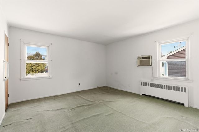 3 Bayberry Drive, Plainview, NY 11803