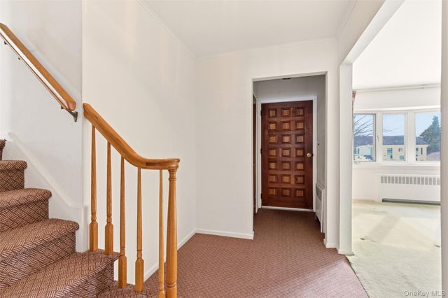 3 Bayberry Drive, Plainview, NY 11803