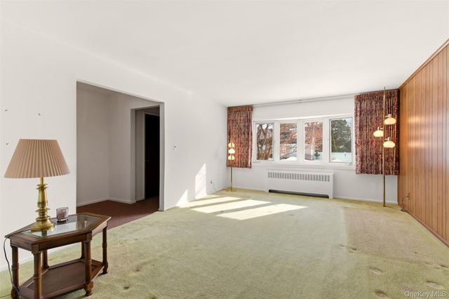 3 Bayberry Drive, Plainview, NY 11803