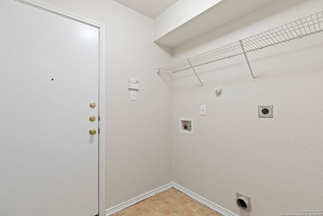 6954 Cutting, San Antonio, TX 78244