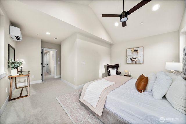 539 NW Juniper Street, Issaquah, WA 98027