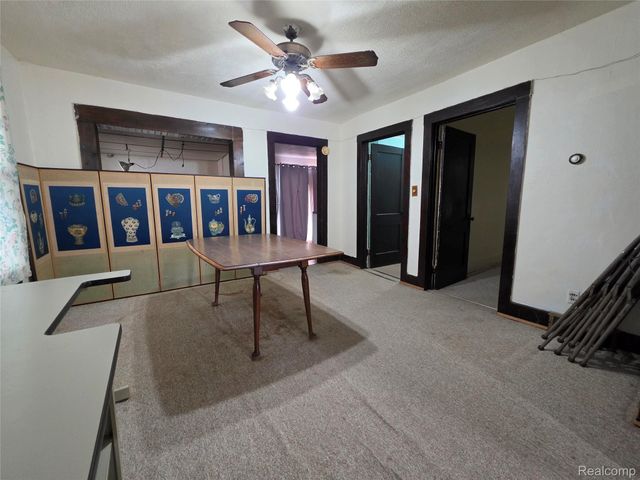 19 Gerdon Avenue, Pontiac, MI 48342