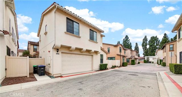 1856 Harvest Circle, Tustin, CA 92780