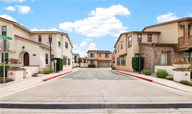 1856 Harvest Circle, Tustin, CA 92780