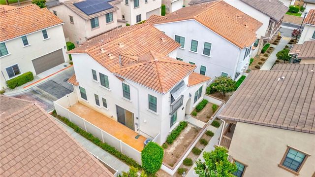 1856 Harvest Circle, Tustin, CA 92780