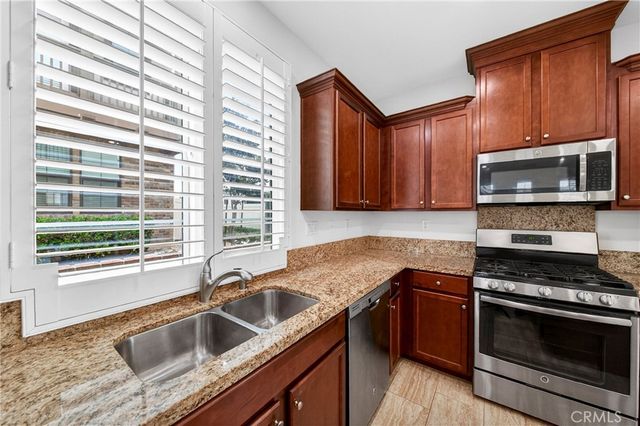 1856 Harvest Circle, Tustin, CA 92780