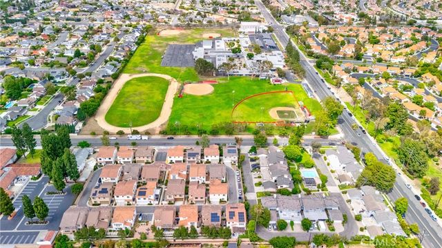 1856 Harvest Circle, Tustin, CA 92780