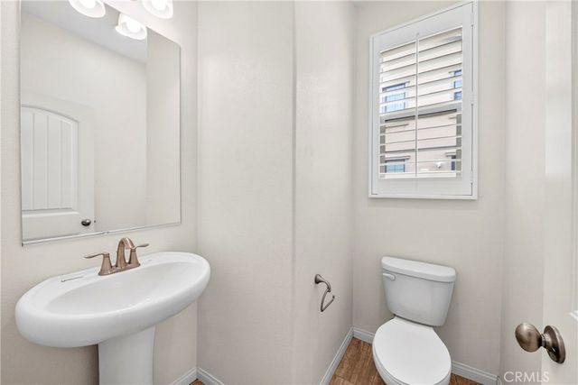 1856 Harvest Circle, Tustin, CA 92780