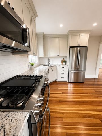 982 Main Street A, Woburn, MA 01801