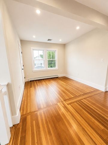 982 Main Street A, Woburn, MA 01801