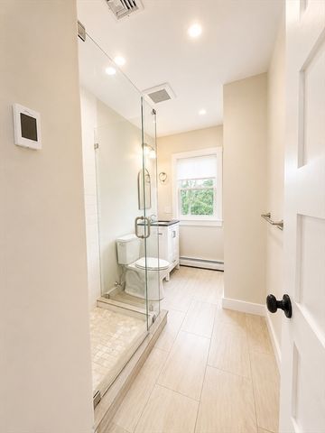 982 Main Street A, Woburn, MA 01801