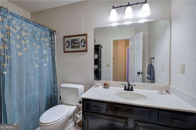 67 Timberlake Cove NE, Cartersville, GA 30121