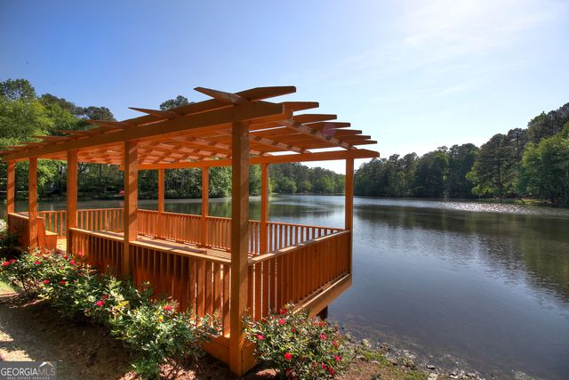 67 Timberlake Cove NE, Cartersville, GA 30121