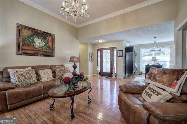 67 Timberlake Cove NE, Cartersville, GA 30121