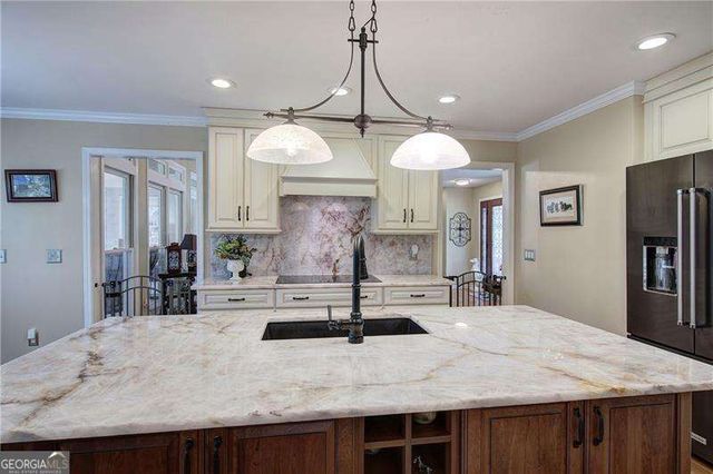 67 Timberlake Cove NE, Cartersville, GA 30121