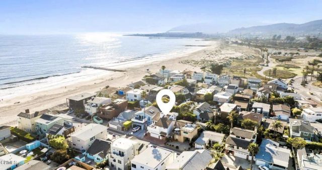 999 Waterbury Lane, Ventura, CA 93001