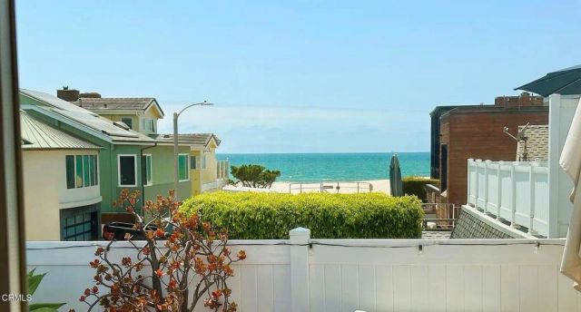 999 Waterbury Lane, Ventura, CA 93001