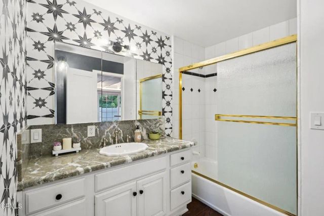 999 Waterbury Lane, Ventura, CA 93001