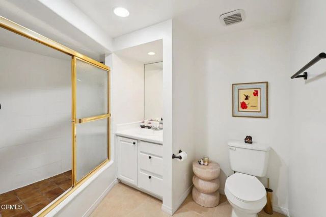999 Waterbury Lane, Ventura, CA 93001