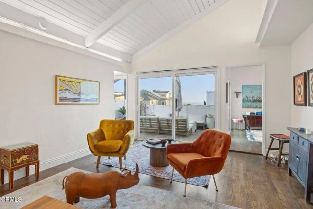999 Waterbury Lane, Ventura, CA 93001