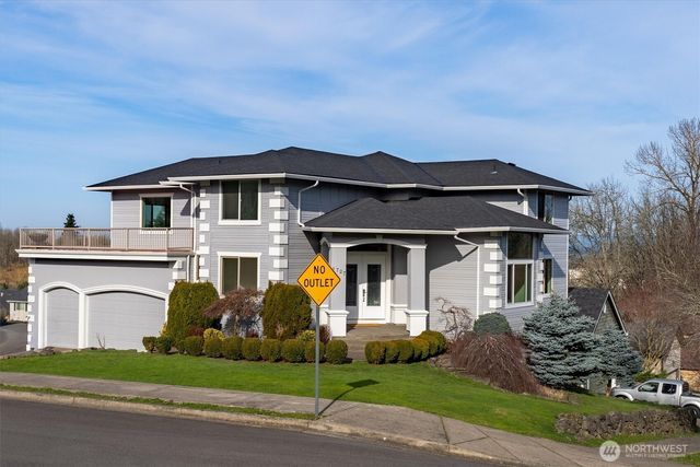 1727 NW Ogden Street, Camas, WA 98607