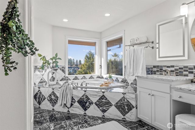 1727 NW Ogden Street, Camas, WA 98607